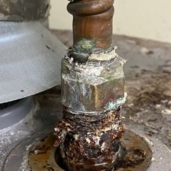 Pro Plumbing - corroded flex line