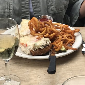 Martha's - Tuna Melt - American Near Me - Hermosa Beach, California