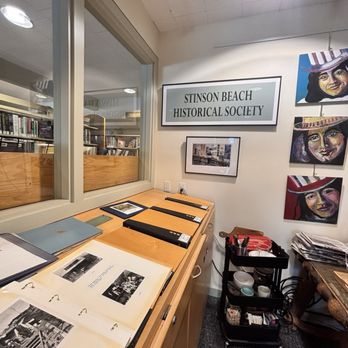 Stinson Beach Library - Libraries Near Me - Stinson Beach, California