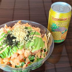 Blue Fish Hawaii Poke Bowl - Volcano Poke Bowl with Hawaiian Sun Pineapple-Orange beverage.