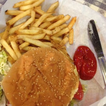 Clear Springs Restaurant - Chicken Sandwich - American Near Me - Midland, Texas