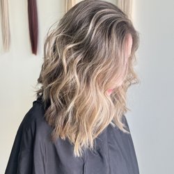 Christy Richardson - Lob + dimensional highlight, Natural looking lived in root.