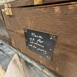 Beljar Home - Sign
