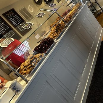 Apple Annie's Bakery - COOOOOOKIES - Bakeries Near Me - Martinsburg, West Virginia Apple Annie's Bakery - COOOOOOKIES - Bakeries Near Me - Martinsburg, West Virginia