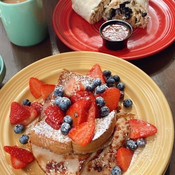 Blackbird Café - Cafe Monte Cristo (front) and breakfast burrito (back) - Cafes Near Me - Long Beach, California
