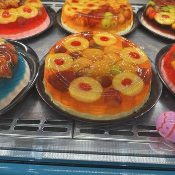 Tulcingo Bakery - Gelatin Cake - Bakeries Near Me - Corona, New York Tulcingo Bakery - Gelatin Cake - Bakeries Near Me - Corona, New York