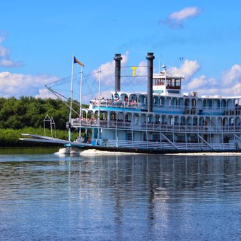 Riverboat Twilight - Cruising downstream on Pool 13, Aug 2022 - Boat Tours Near Me - LeClaire, Iowa