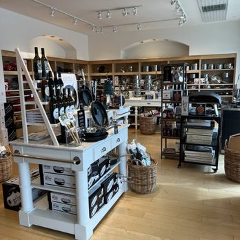 Williams-Sonoma - a view of a store's interior - Specialty Food Near Me - Greensboro, North Carolina Williams-Sonoma - a view of a store's interior - Specialty Food Near Me - Greensboro, North Carolina