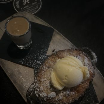 Morrison - Bread Pudding with Vanilla Ice Cream - Gastropubs Near Me - Los Angeles, California Morrison - Bread Pudding with Vanilla Ice Cream - Gastropubs Near Me - Los Angeles, California
