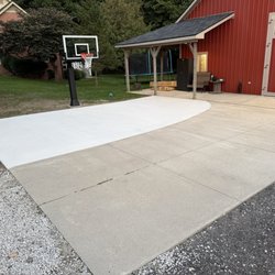 M & M Concrete Service - Concrete pad