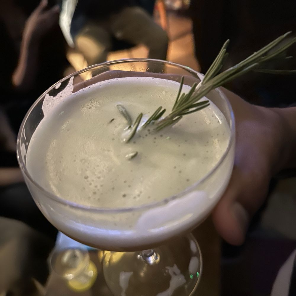 Middle 8 - Cocktail Bars Near Me - Pleasanton, California