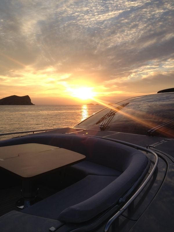 Charter en Ibiza