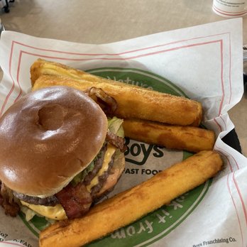 Farmer Boys - Farmers Burger with Fried zucchini - Burgers Near Me - Tolleson, Arizona