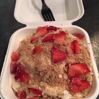 Cinnaholic - Butter pecan icing with pie crust and strawberries - Desserts Near Me - Atlanta, Georgia