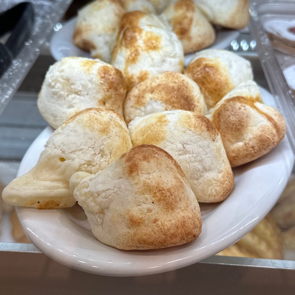 Pao's Pastries & Cafe - Kuñape - Cafes Near Me - Van Nuys, California Pao's Pastries & Cafe - Kuñape - Cafes Near Me - Van Nuys, California