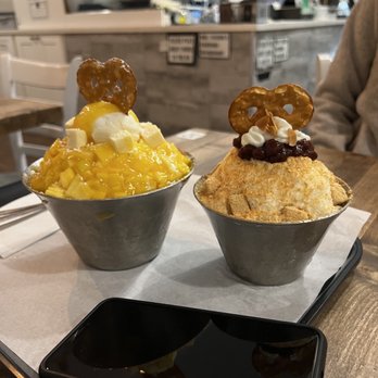 Passion8 Dessert Cafe - Injulmi bingsoo and mango bingsoo - Desserts Near Me - Vancouver, British Columbia Passion8 Dessert Cafe - Injulmi bingsoo and mango bingsoo - Desserts Near Me - Vancouver, British Columbia