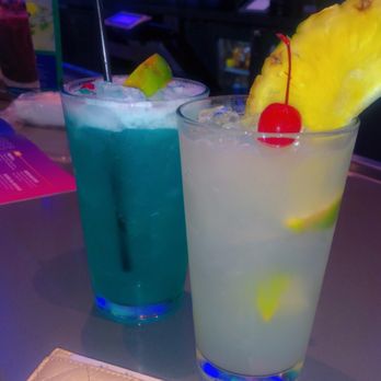 Dave and Buster's Brooklyn - Atlantic Center - Dangerous water island punch f - Arcades Near Me - Brooklyn, New York