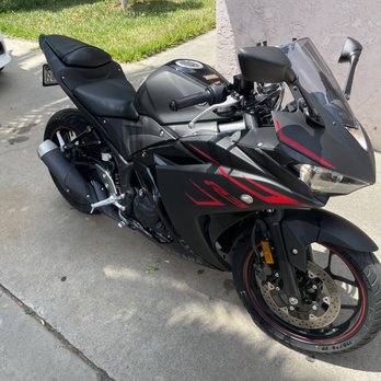 Bert's Mega Mall - 2017 Yamaha R3 - Motorcycle Dealers Near Me - Covina, California Bert's Mega Mall - 2017 Yamaha R3 - Motorcycle Dealers Near Me - Covina, California