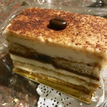 Baklovah Bakery - Tiramisu - Desserts Near Me - San Antonio, Texas