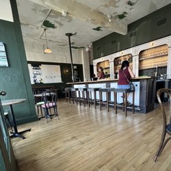 Dutch Bar