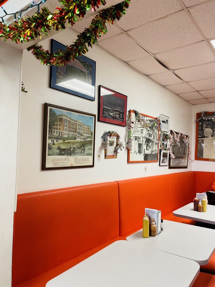 Doumars Cones & Barbecue