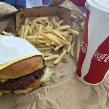 RAD Burger - RAD Burger and Fries - Burgers Near Me - San Diego, California RAD Burger - RAD Burger and Fries - Burgers Near Me - San Diego, California