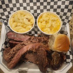 Redwine's BBQ Eats & Sweets - Sliced brisket, ribs with mac and cheese