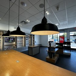 Verizon - Accessory wall