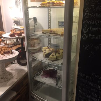 De Laatste Kruimel - Amazing cakes! - Coffee & Tea Near Me - Amsterdam, New Hampshire