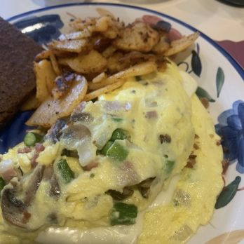 Nook and Kranny Kafe - Omelet - Breakfast & Brunch Near Me - Phoenixville, Pennsylvania Nook and Kranny Kafe - Omelet - Breakfast & Brunch Near Me - Phoenixville, Pennsylvania