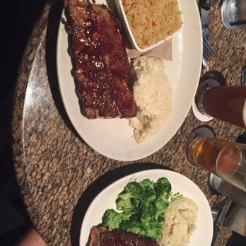 BJ's Restaurant & Brewhouse - Pizza Near Me - Tucson, Arizona BJ's Restaurant & Brewhouse - Pizza Near Me - Tucson, Arizona