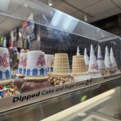 scoop n swirl - Cones