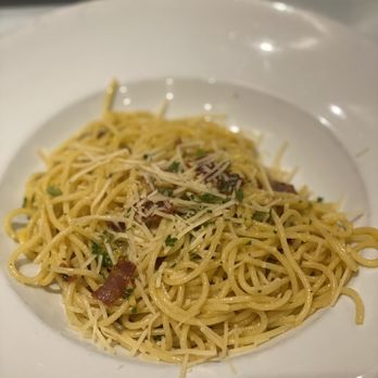Mamma Mia's - Spaghetti carbonara - Italian Near Me - Spokane, Washington Mamma Mia's - Spaghetti carbonara - Italian Near Me - Spokane, Washington