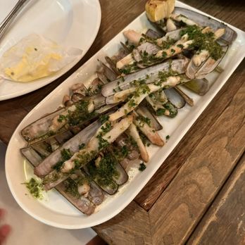 Huguette - Razor Clams - Seafood Near Me - Paris, 75 Huguette - Razor Clams - Seafood Near Me - Paris, 75