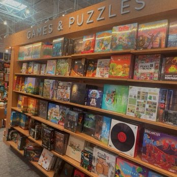 Barnes & Noble - Bookstores Near Me - Brentwood, California