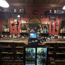 Husseys Bar