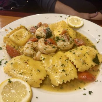 Bella Italia Restaurante - Fresh Gulf Shrimp on a bed of cheese ravioli. - Italian Near Me - Mobile, Alabama Bella Italia Restaurante - Fresh Gulf Shrimp on a bed of cheese ravioli. - Italian Near Me - Mobile, Alabama