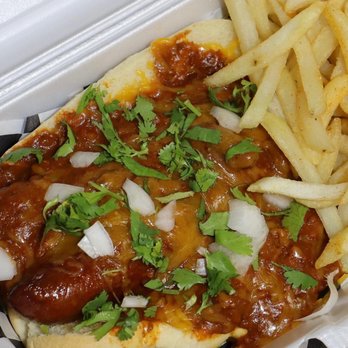 Full Send BBQ - Chili cheese dog - Caterers Near Me Full Send BBQ - Chili cheese dog - Caterers Near Me