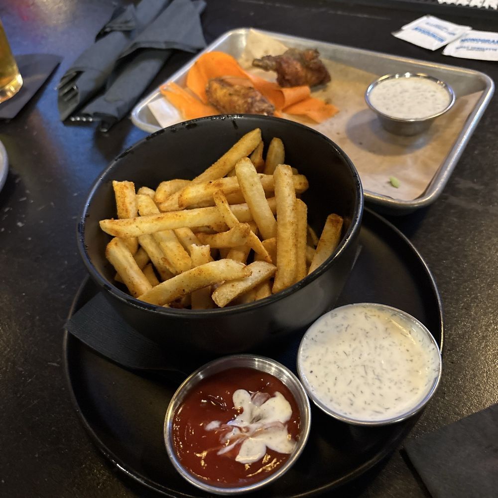 Ebullition Brew Works - Seasoned fries and the best wings in Temecula!!! - Gastropubs Near Me - Temecula, California