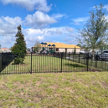 Evergreen Fence - Fences & Gates Near Me - Clermont, Florida Evergreen Fence - Fences & Gates Near Me - Clermont, Florida