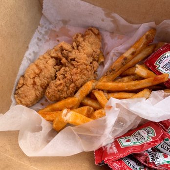 Salty Siren - Fingers and fries - American Near Me - Fort Lauderdale, Florida Salty Siren - Fingers and fries - American Near Me - Fort Lauderdale, Florida