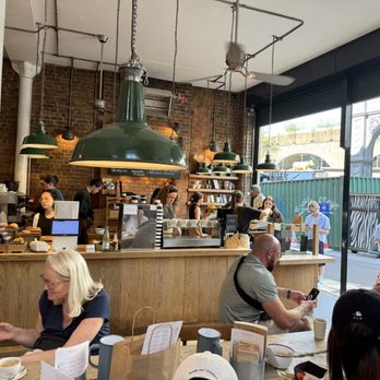 Monmouth Coffee - The Bar - Coffee & Tea Near Me - London, XGL Monmouth Coffee - The Bar - Coffee & Tea Near Me - London, XGL