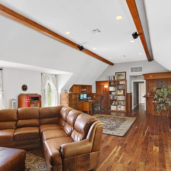 Logans Run Construction - the living room of a home - General Contractors Near Me - Carlsbad, California Logans Run Construction - the living room of a home - General Contractors Near Me - Carlsbad, California