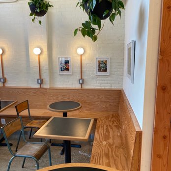 Dig Inn - Sitting area - New American Near Me - Washington, DC, District of Columbia