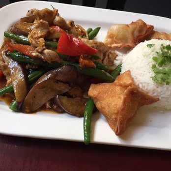 Lime Leaf - Thai Near Me - Weymouth, Massachusetts