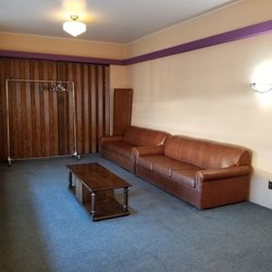 Ladies lounge