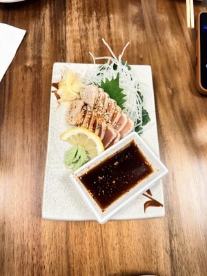 Fishmandu Sushi by null