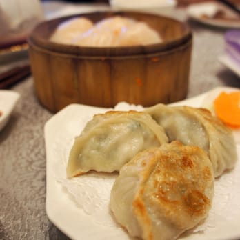 Casa-Imperial - Pan fried chives and conpoy dumpling - Dim Sum Near Me - Scarborough, Ontario Casa-Imperial - Pan fried chives and conpoy dumpling - Dim Sum Near Me - Scarborough, Ontario