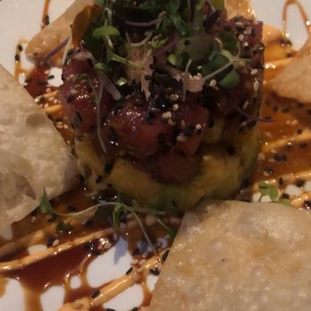 Colton's Social House - New American Near Me - Clovis, California