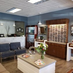 Newport Avenue Optometry - Lovely waiting area